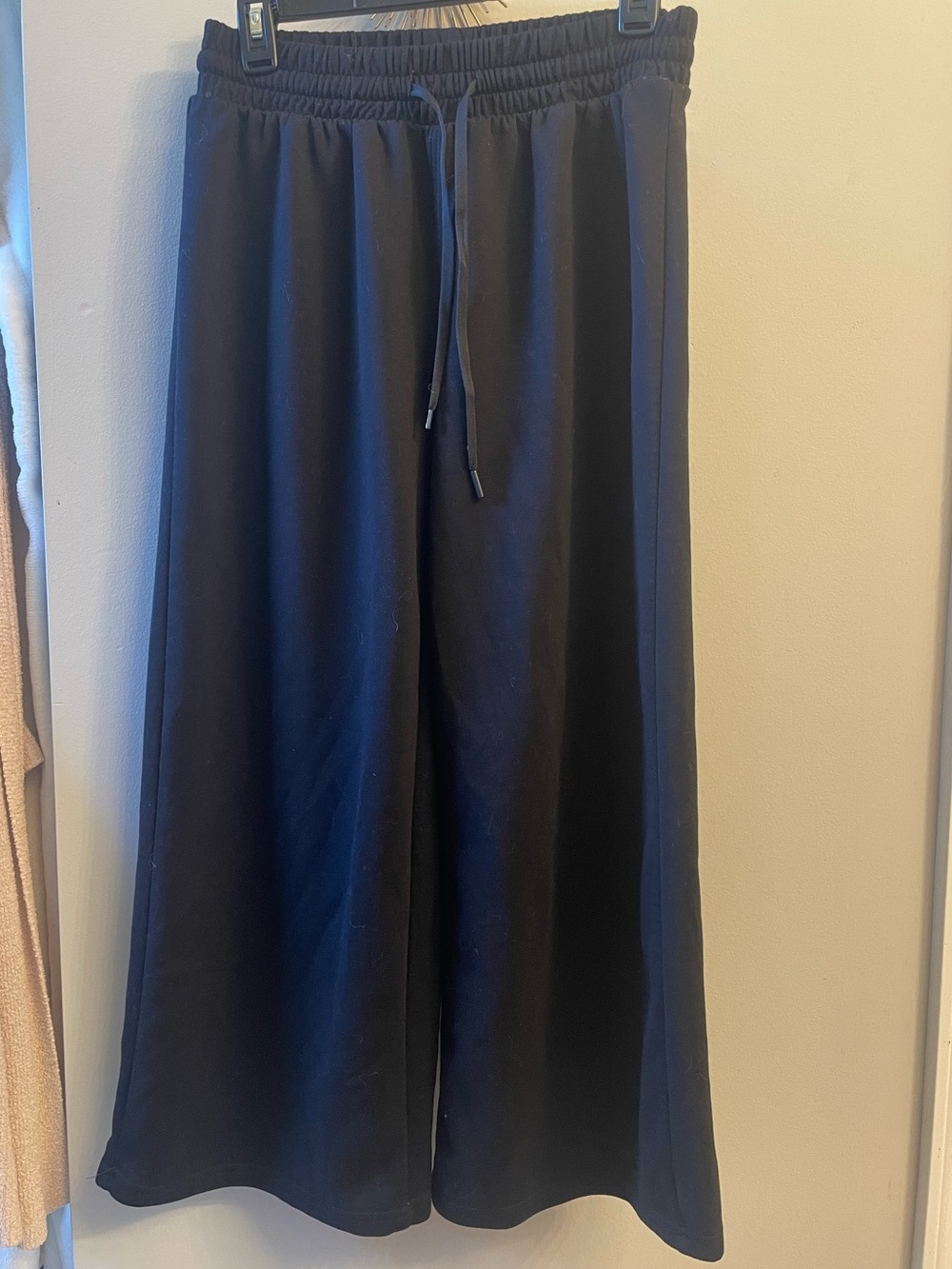 Women’s Scuba Wide-Leg Athletic Pant
